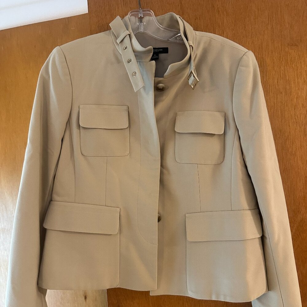 Ann Taylor Beige Suite Size 6 Blazer Size 6P Trousers